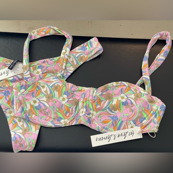 NWT FOR LOVE & LEMONS Green and Pink Devon Underwire Bikini Top and Bottoms - Picture 3 of 4